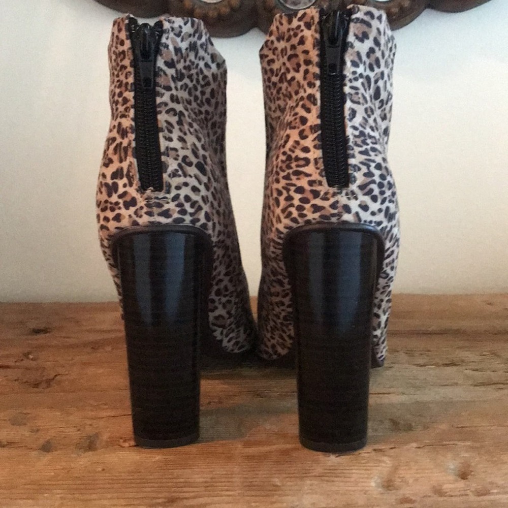 Qupid Leopard Print Chunky Block High Heeled Ankl… - image 5